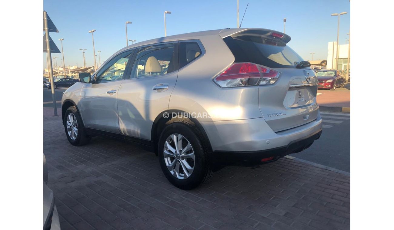 Nissan XTrail Nissan XTrail model 2015 GCC car prefect condition full service full option low mileage