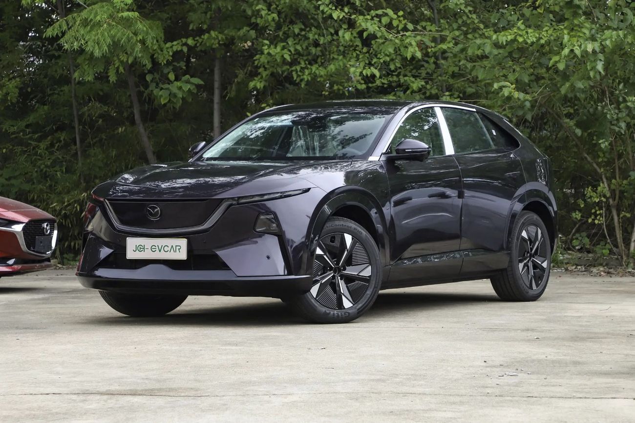 Mazda EZ 60 Extended Range 200 Max