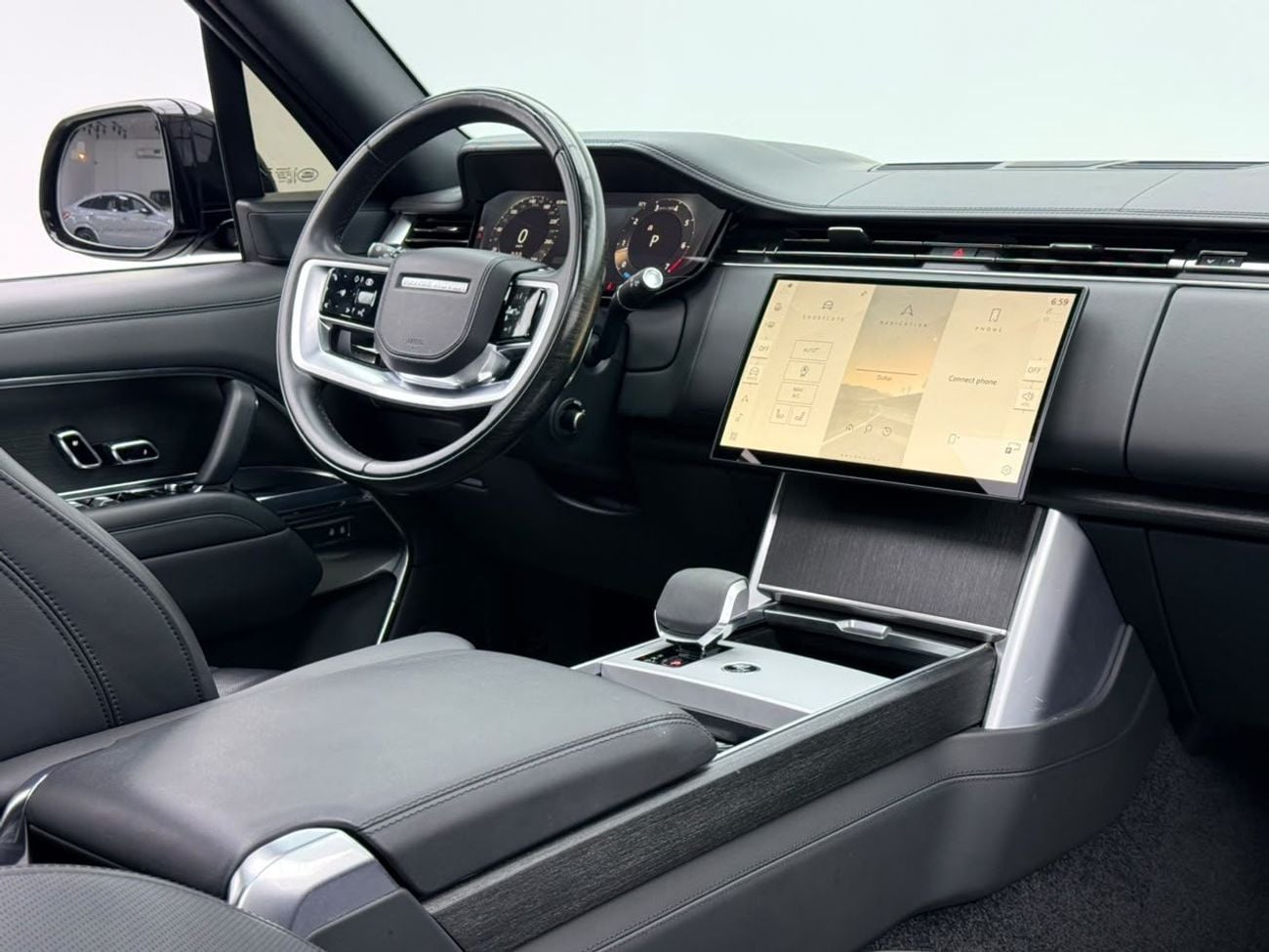 Land Rover Range Rover HSE P400 2024 Range Rover Vogue HSE P400, 2028 RR Warranty, Full RR Service History, Fully Loaded, GCC