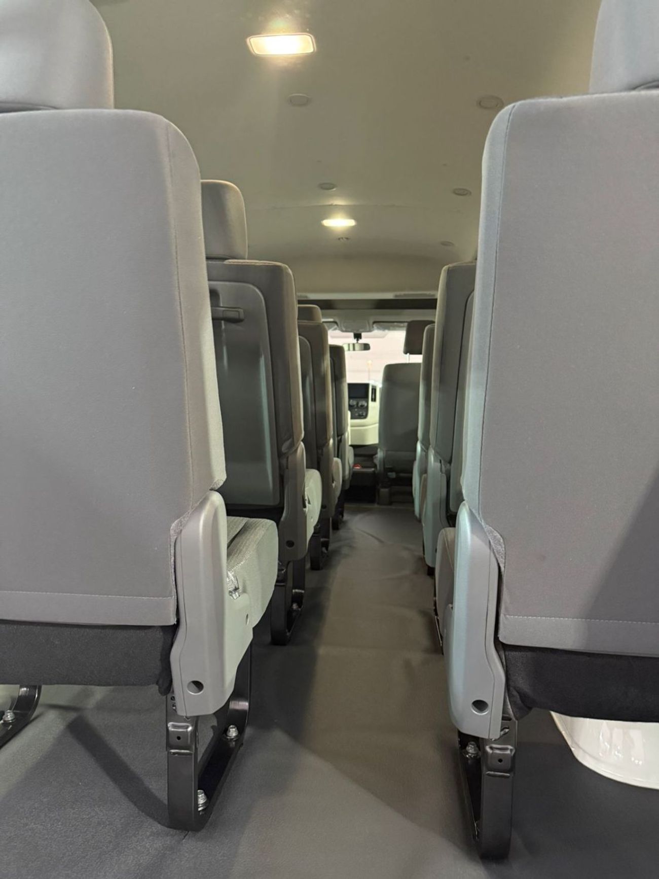 Toyota Hiace TOYOTA HIACE FUTTAIM 13 SEATS , 3.5L PETROL V6 , M/T HIGH ROOF 2026 MODEL