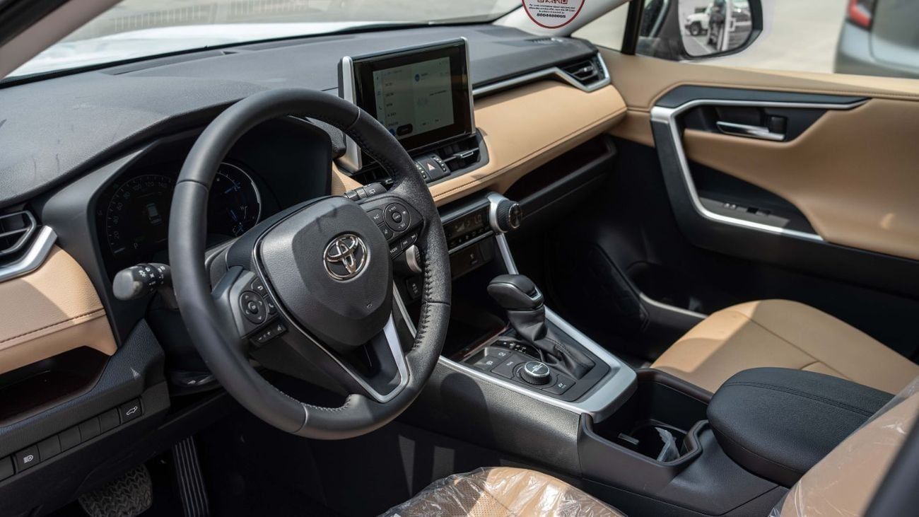Toyota RAV4 2025 Toyota Rav4 Limited 2.5L AWD AT Hybrid (Green-Tan)