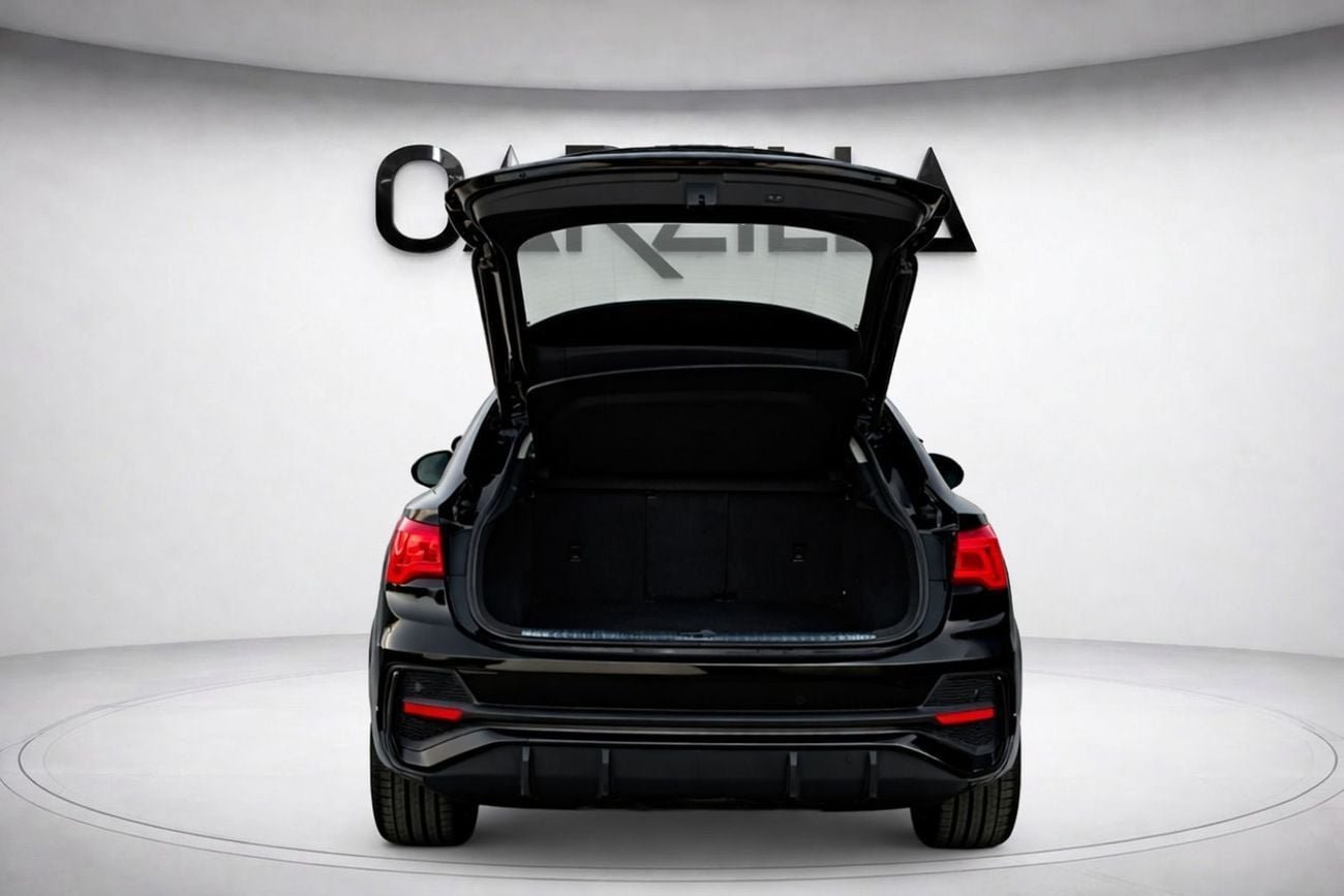 أودي Q3 40 TFSI S Line 2.0L 4WD