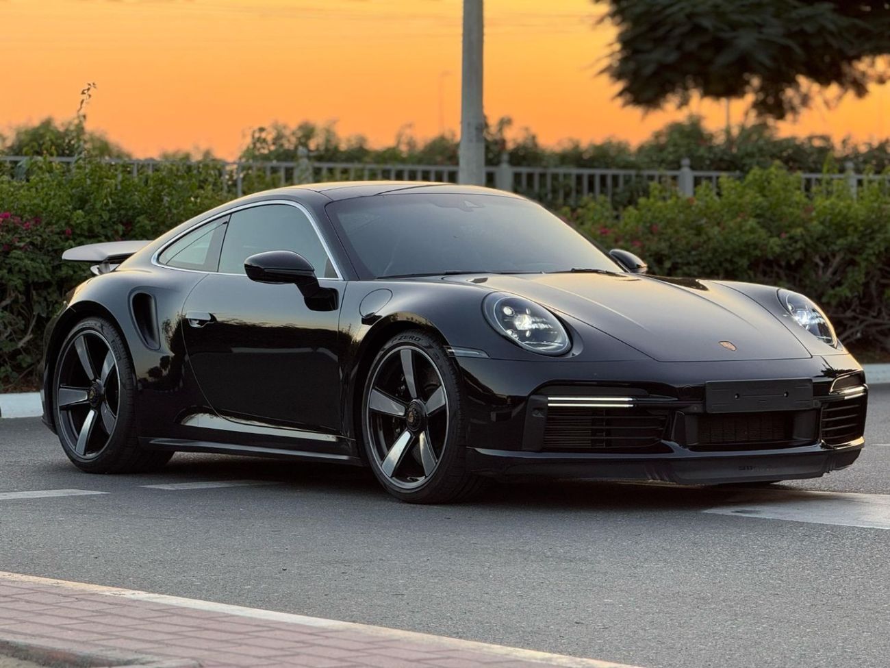 Porsche 911 Turbo 3.8L (575 HP) Coupe **2024** USED NEAT AND CLEAN GCC SPEC UNDER WARRANTY