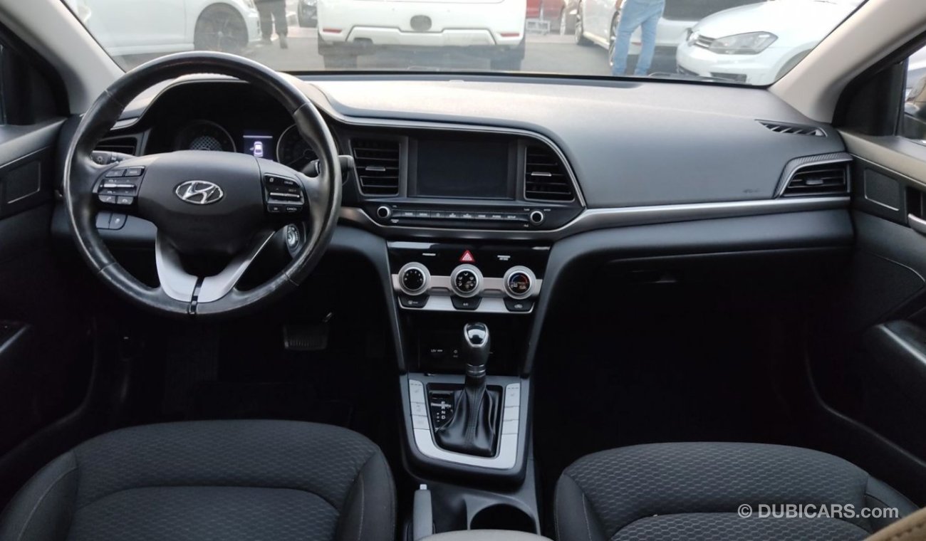 Hyundai Elantra GLS