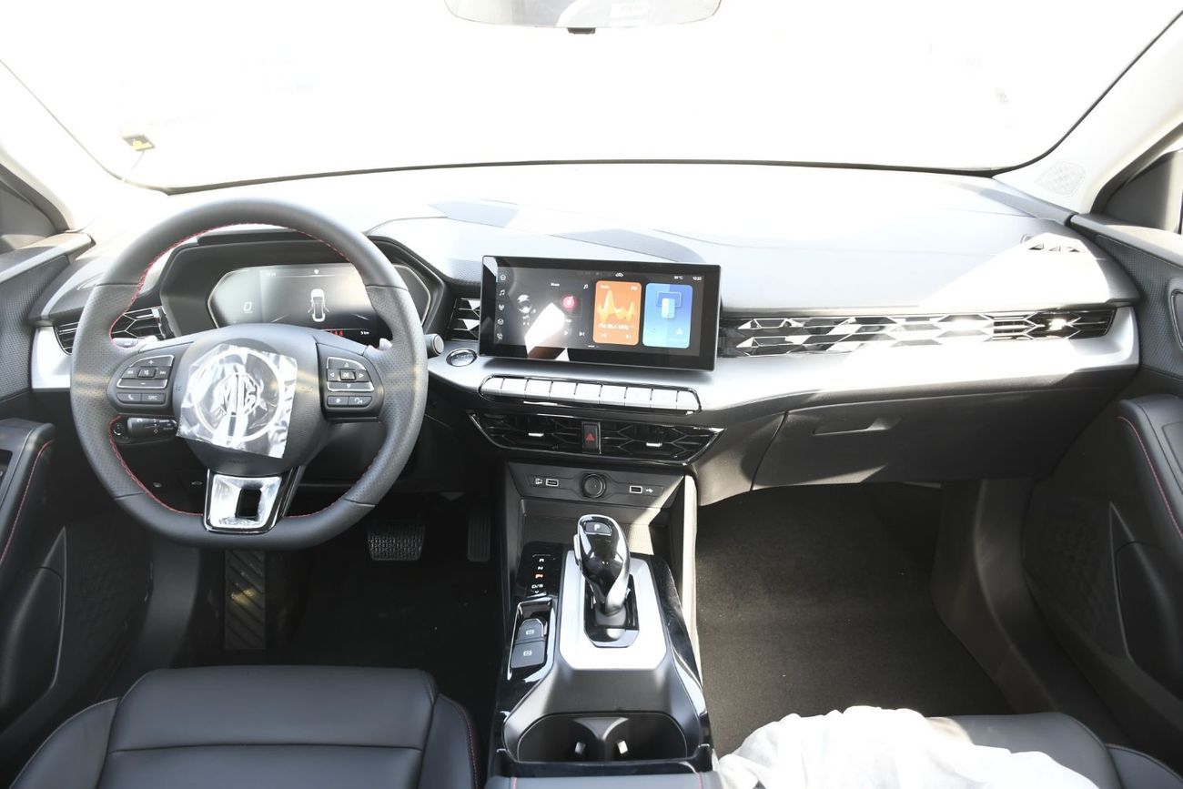 MG GT 1.5L Turbo Petrol GCC ( White + Gray + Yellow Ready Stock ) (UAE Possible)