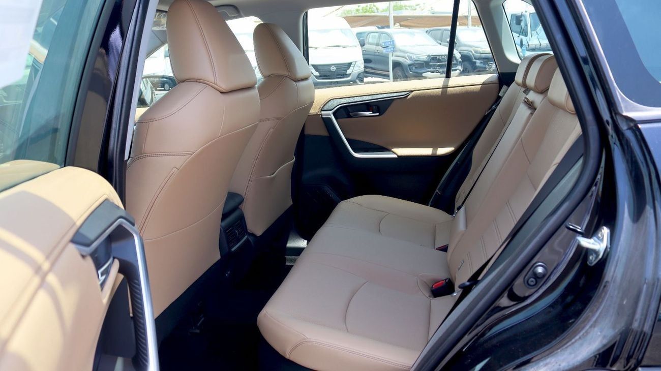 Toyota RAV4 2.5L VXR Hybrid Full Option | Seat Memory | Wireless Charger | Panoramic Sunroof | GCC Specification