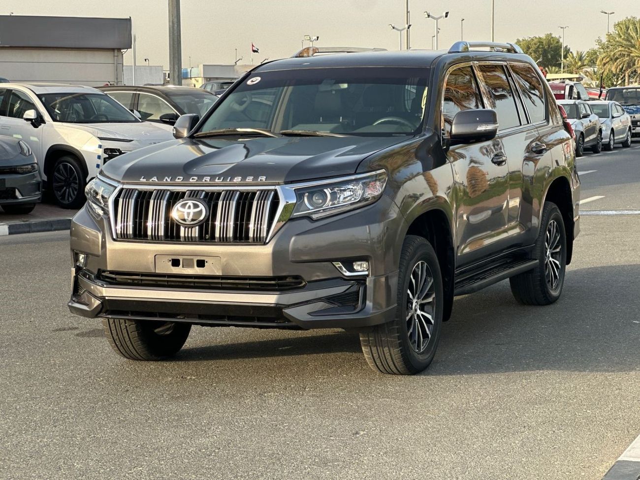 Toyota Prado MODIFIED TO 2023 MODEL | TESLA SCREEN | LHD |  2.7L PETROL ENGINE | 2016