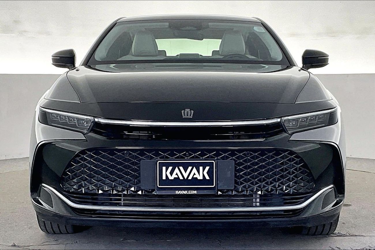 Toyota Crown Platinum | National Day Celebration | Guaranteed Warranty | 0 Down Payment