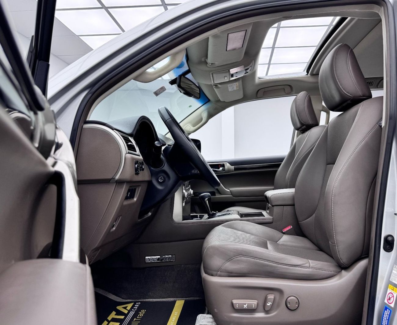 Lexus GX460 Premier 4.6L 2018 Lexus GX460 Premier, Warranty, Full Lexus Service History, 7 Seater, GCC