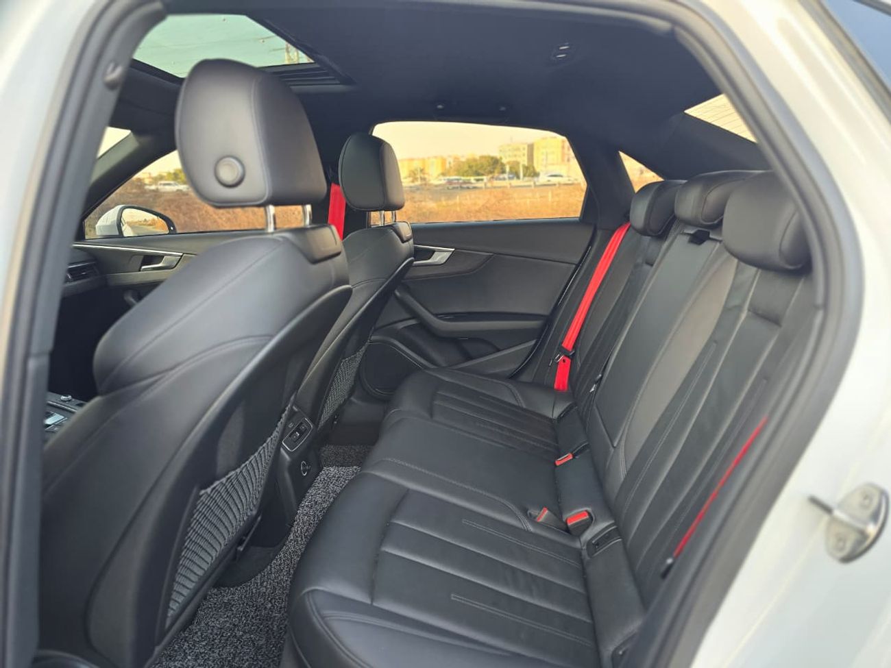 Audi A4 40 TFSI Design 2.0L AUDI A4 2019 //KOREAN // FULL OPITION // LOW MILEAGE // PERFECT CONDITION