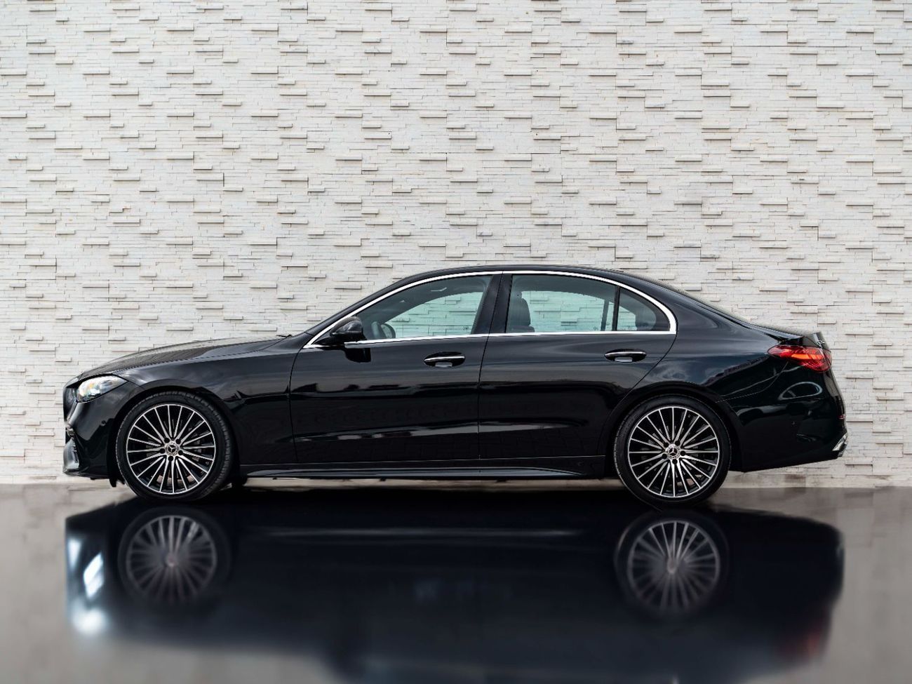 مرسيدس بنز C 200 Premium 2.0L