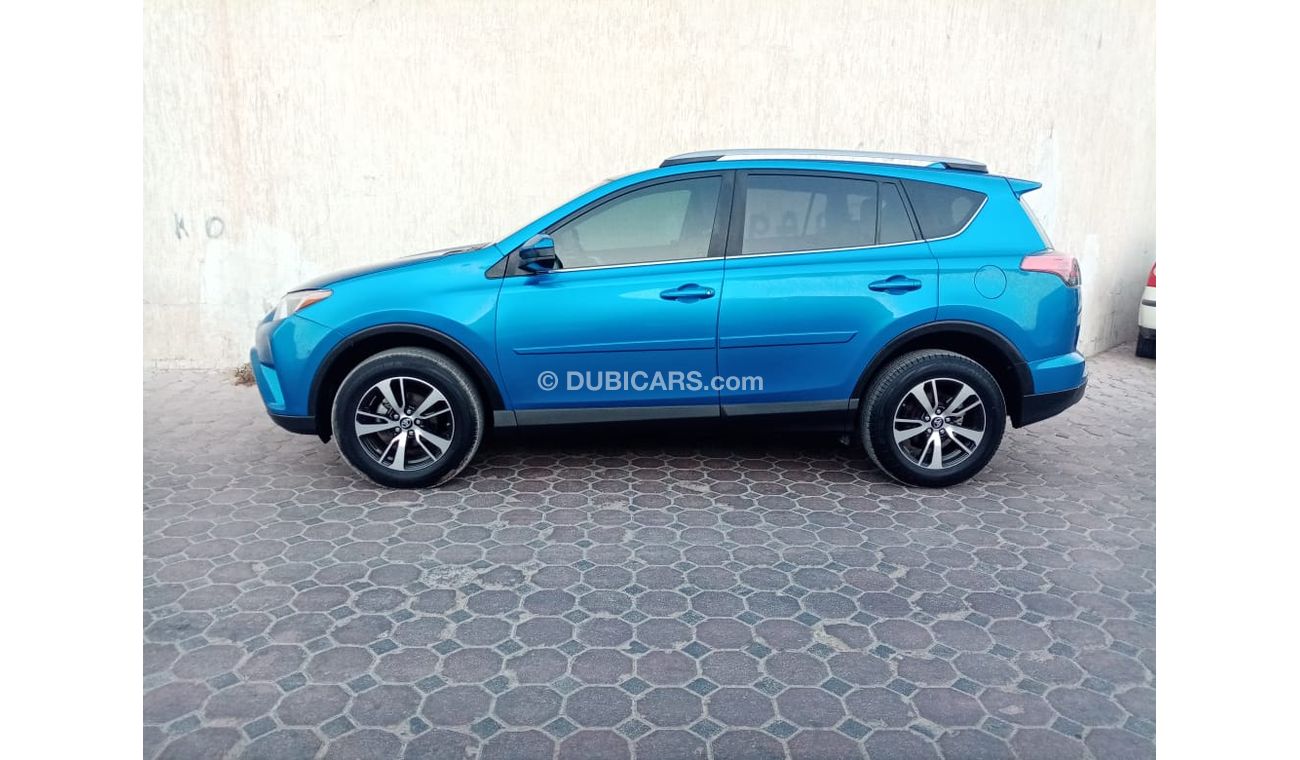 تويوتا راف ٤ TOYOTA RAV4 2017 LE BLUE