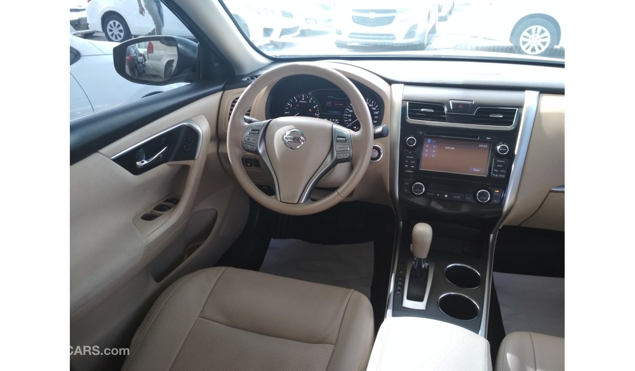 نيسان ألتيما 2016 بنى فتحة سقف جلد خليجى حالة وكالة بدون صبغ بدون حوادث ممتاذة ماشية قليل