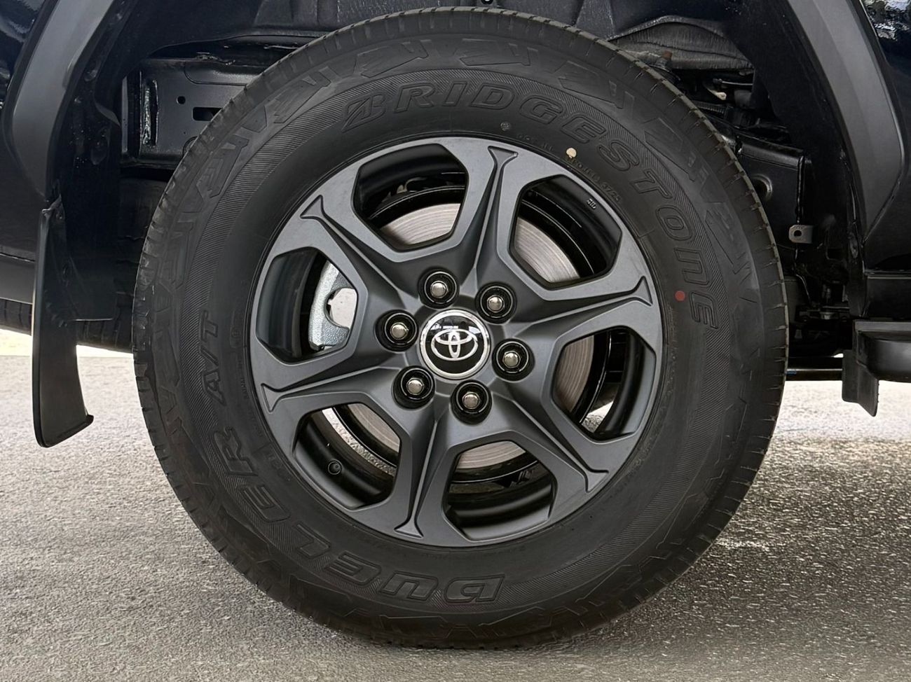 Toyota Land Cruiser 2026 LAND CRUISER GR-SPORT 3.5 HYBRID **EXPORT ONLY**التصدير فقط خارج الخليج***