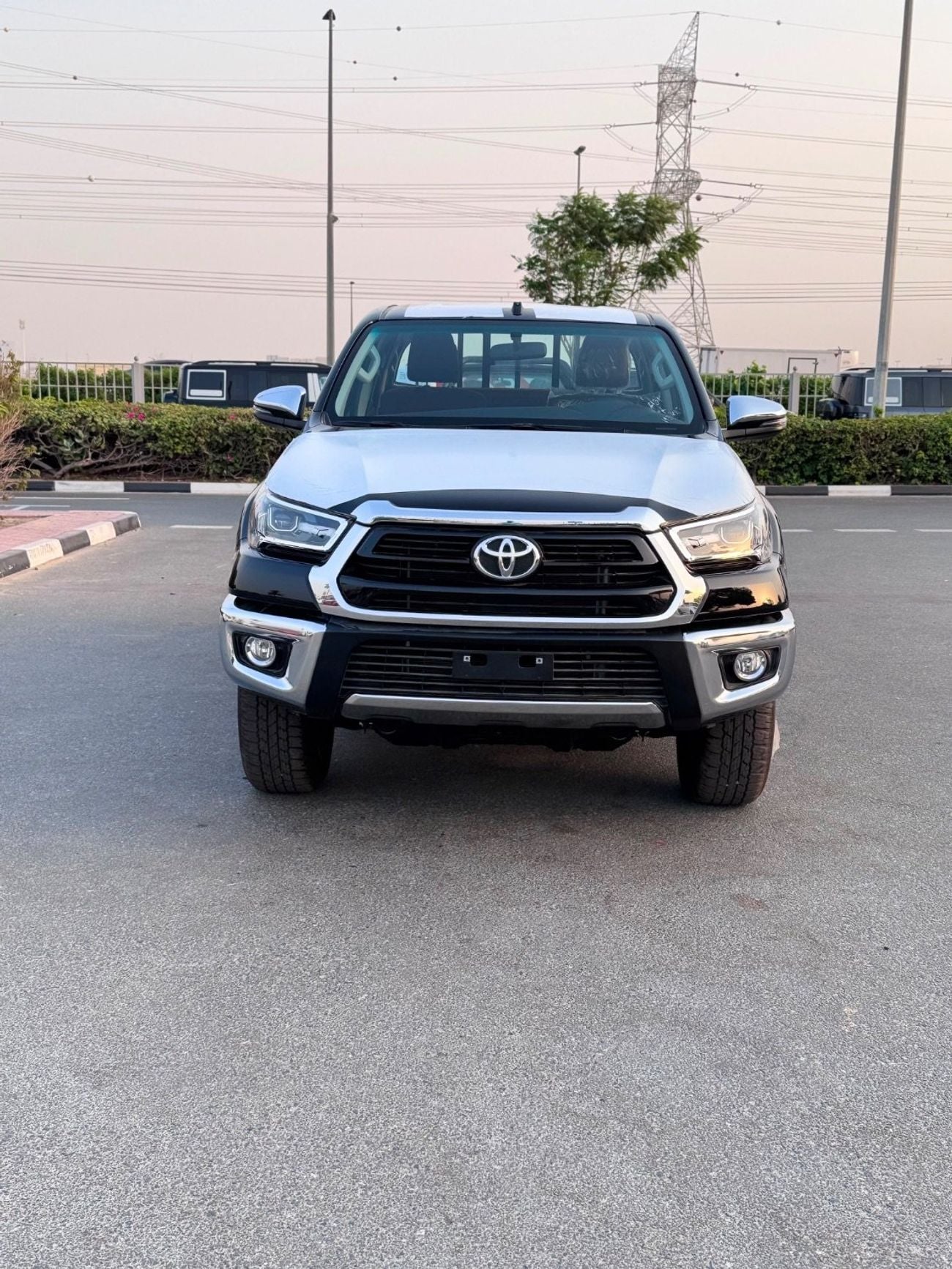 Toyota Hilux SR5 (NON GCC)