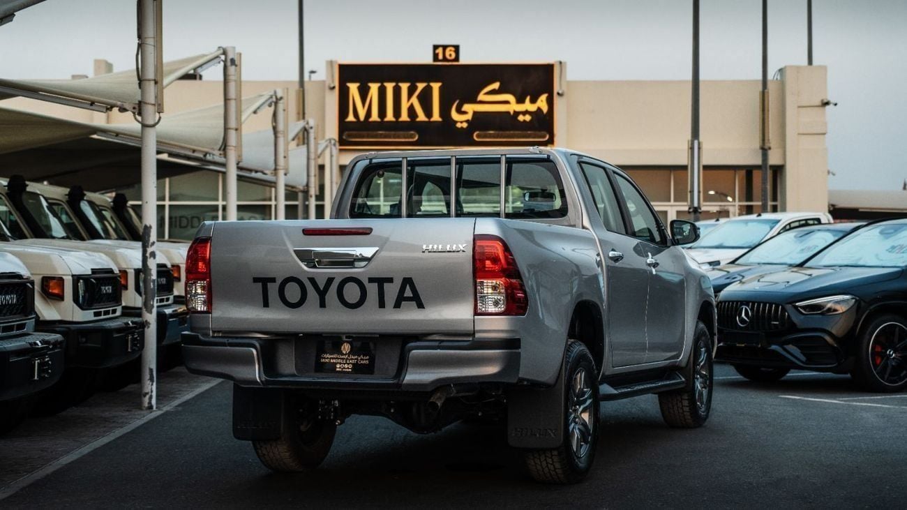 تويوتا هيلوكس Hilux | Wide Body | 2.4 Diesel | D/C | 4x4 | M/T | High Option