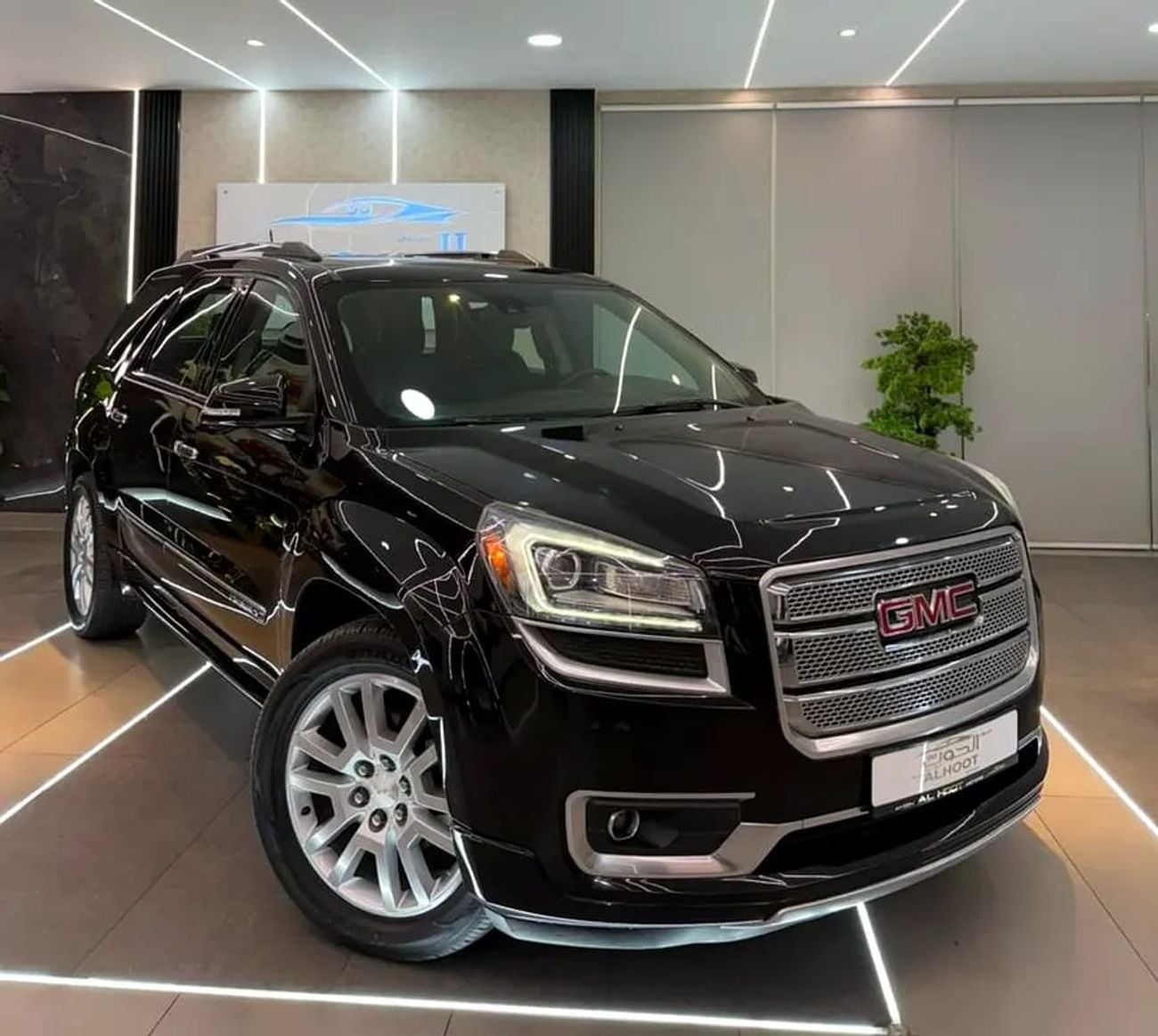 GMC Acadia DENALI SPECIAL V6 || GCC || FULLY LOADED || UNIQUE || SPACIOUS || GREAT CONDITION