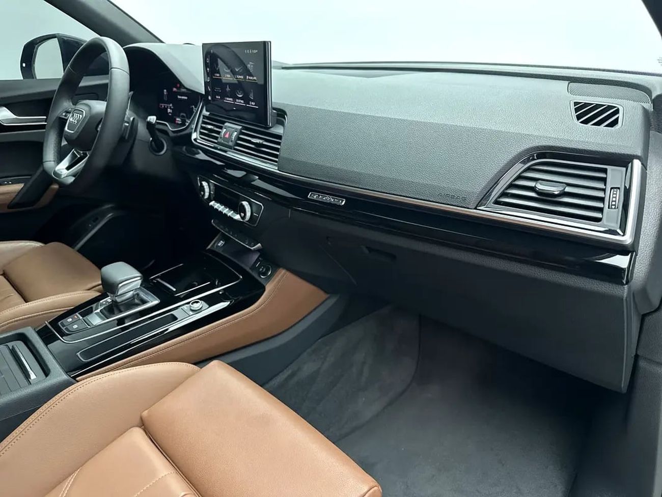 أودي Q5 Sportback S line 45 TFSI quattro 249hp (Ref# 36879) EXCLUSIVE RAMADAN OFFER