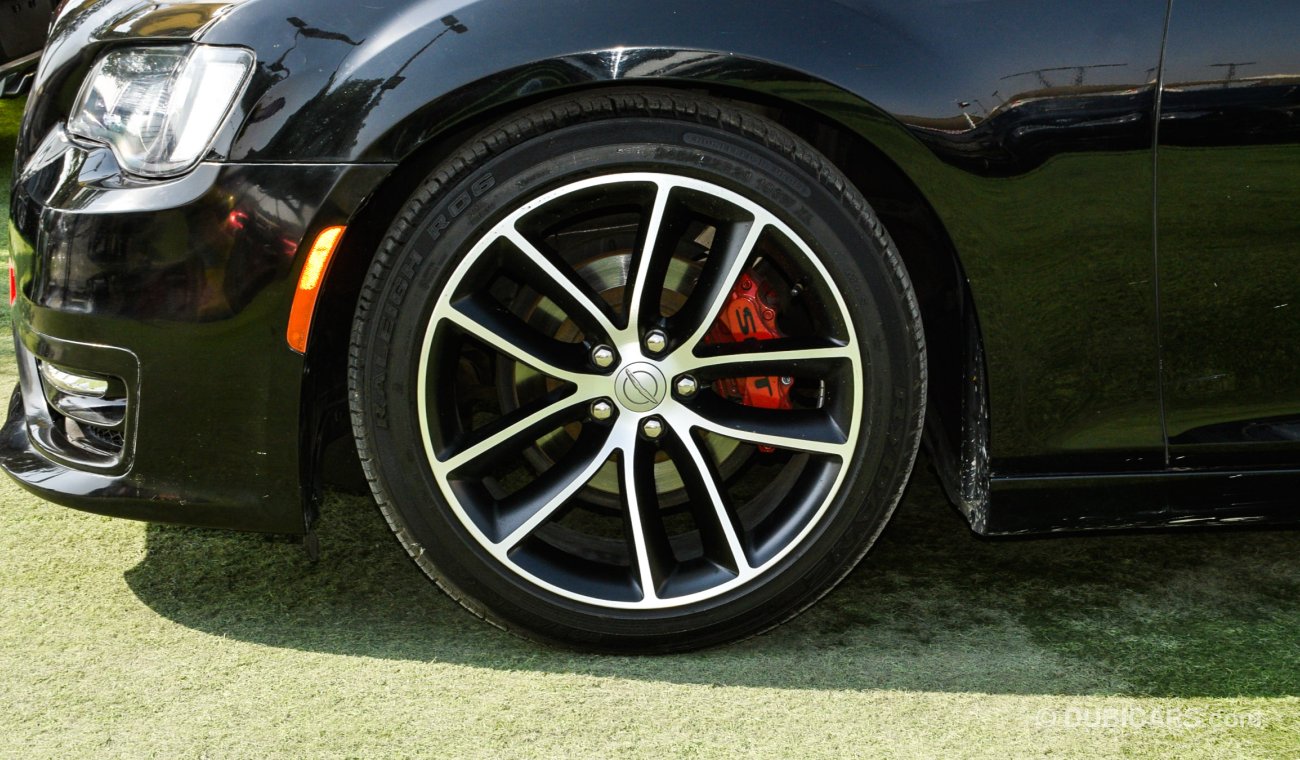 Dodge Charger V6 With SRT Badge