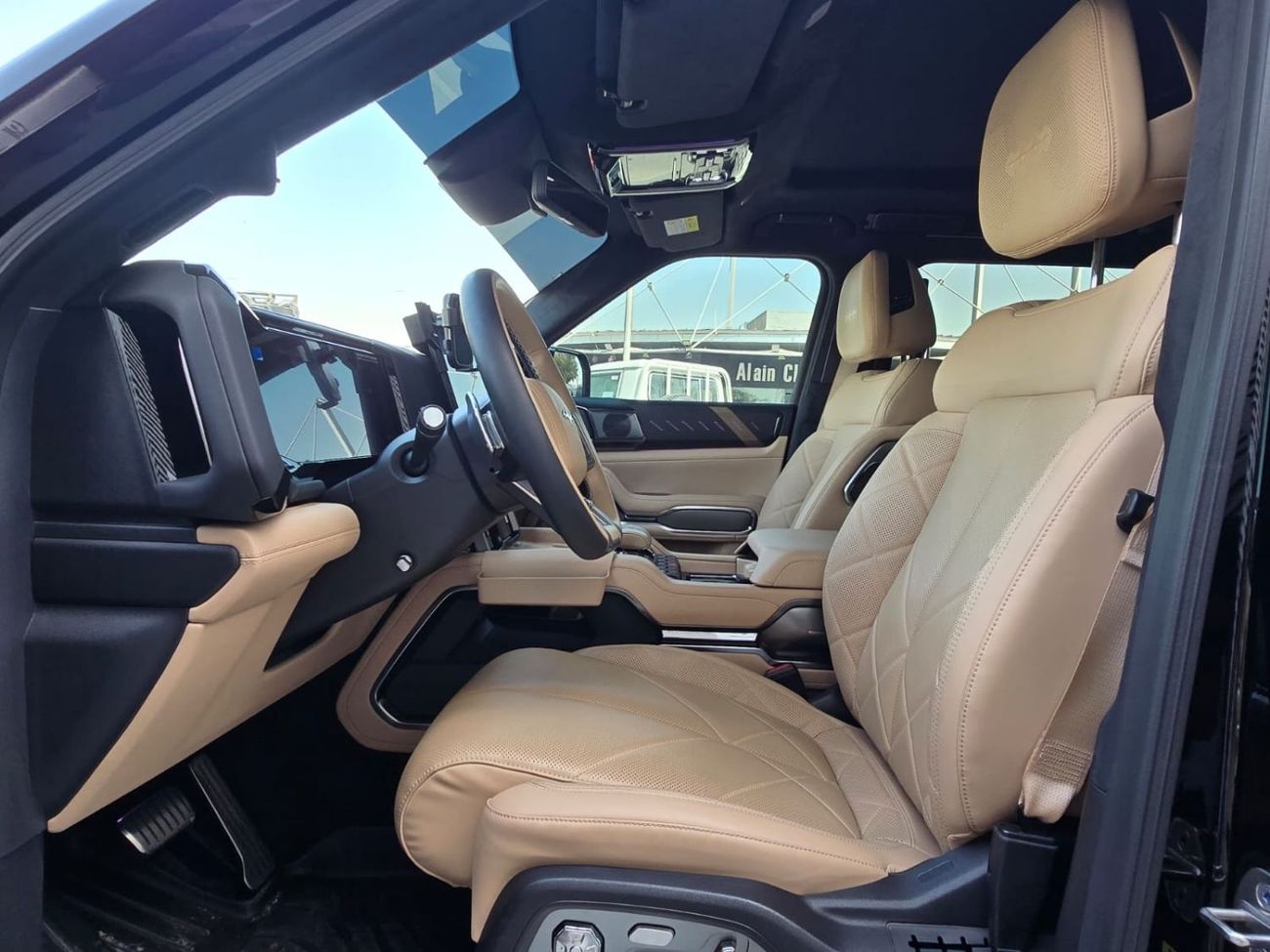 بي واي دي ليوبارد 8 Smart and Brave Flagship Edition (7 Seats)