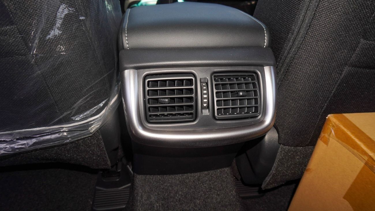 Toyota Hilux TOYOTA HILUX 2.7L M/T - FULL OPTION - 2025/2025