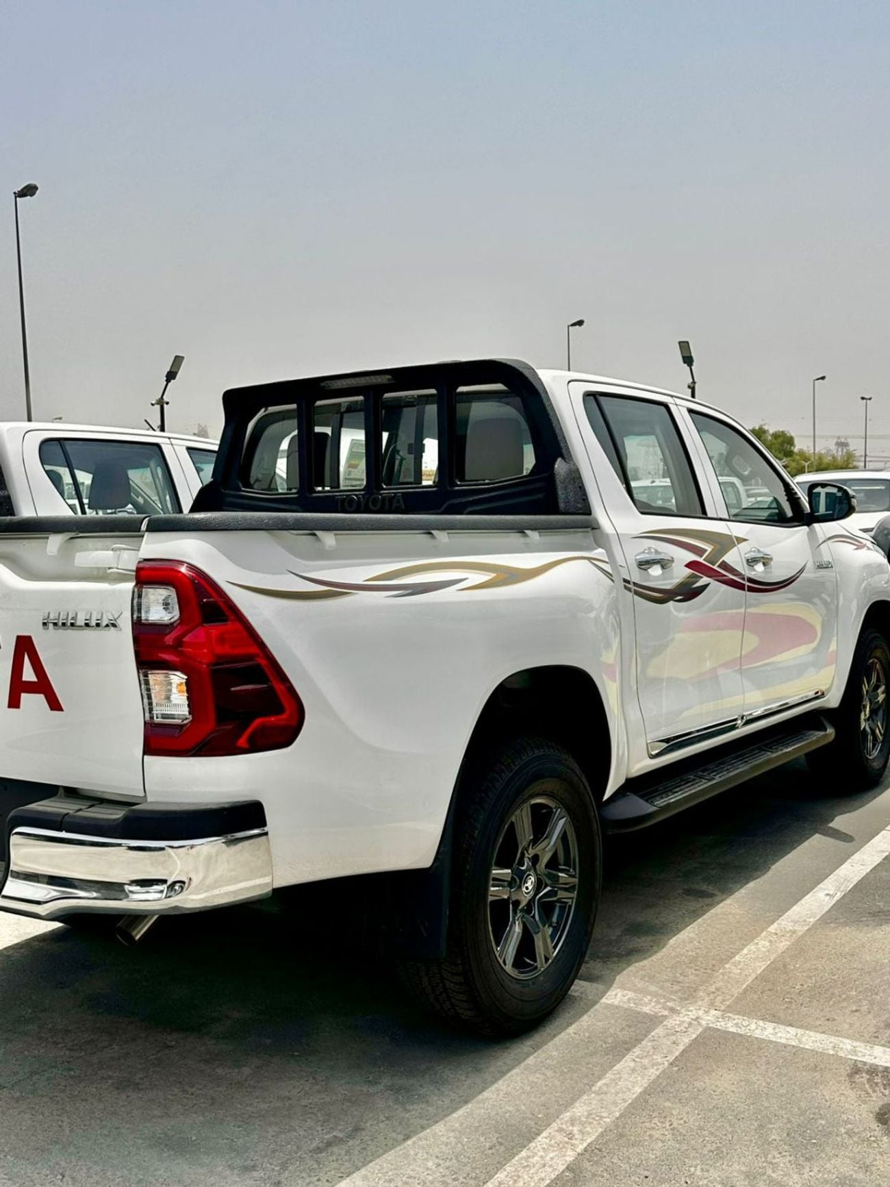 Toyota Hilux SGLX S GLX 2.4L AWD A/T TOYOTA HILUX  2.4L DIESEL  A/T 4WD