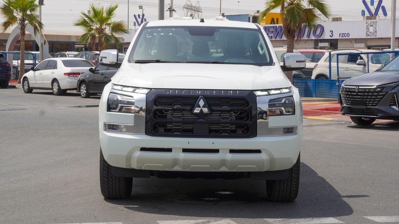 Mitsubishi L200 Brand New Mitsubishi Sportero 2.4L 2025 Diesel 4WD |White/Black |L200-SPORTERO25-A |FOR EXPORT