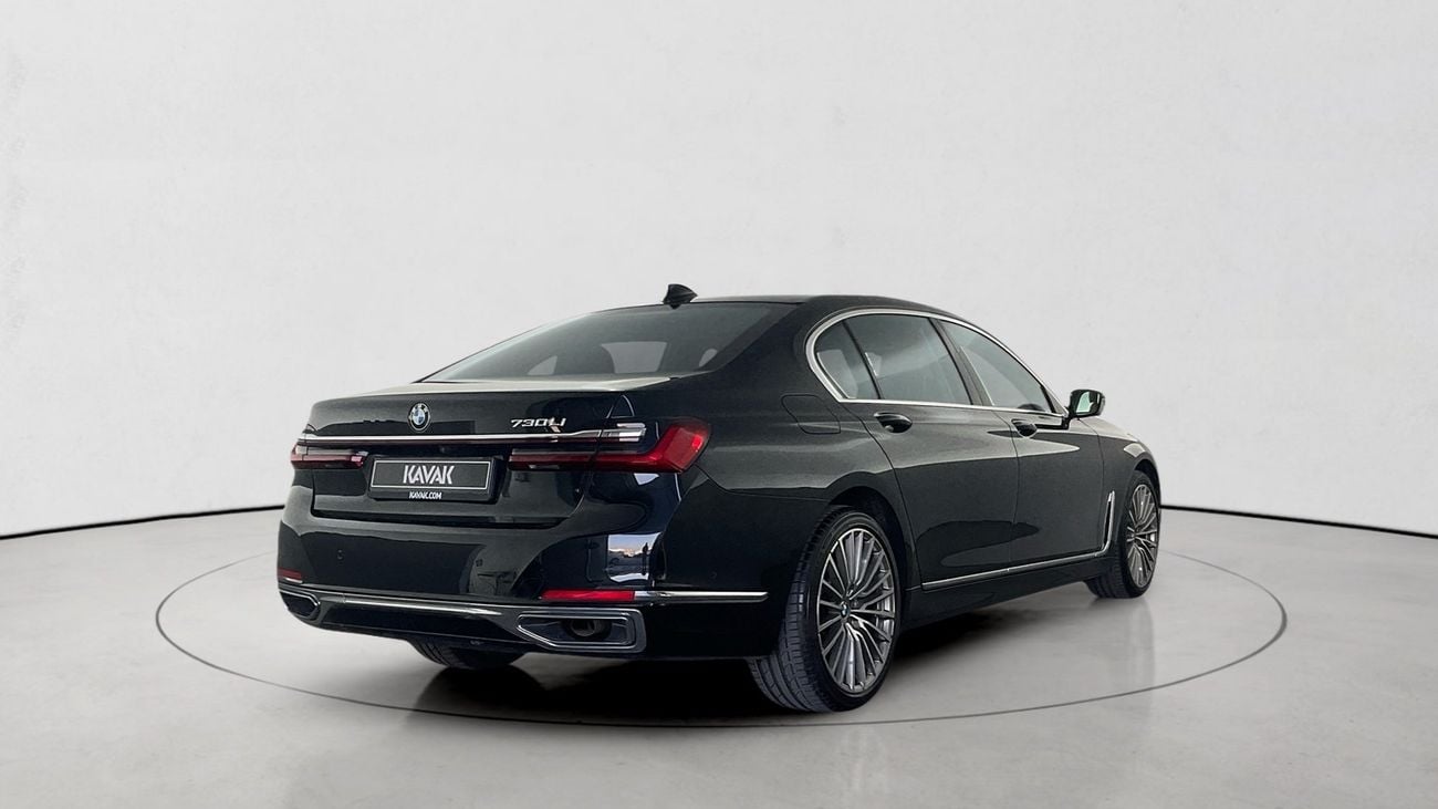 بي أم دبليو 730Li Pure Excellence | upto AED 20,000 Ramadan Discount | شامل الضمان | 0 ﺪﻔﻋﺓ ﺃﻮﻟﻯ