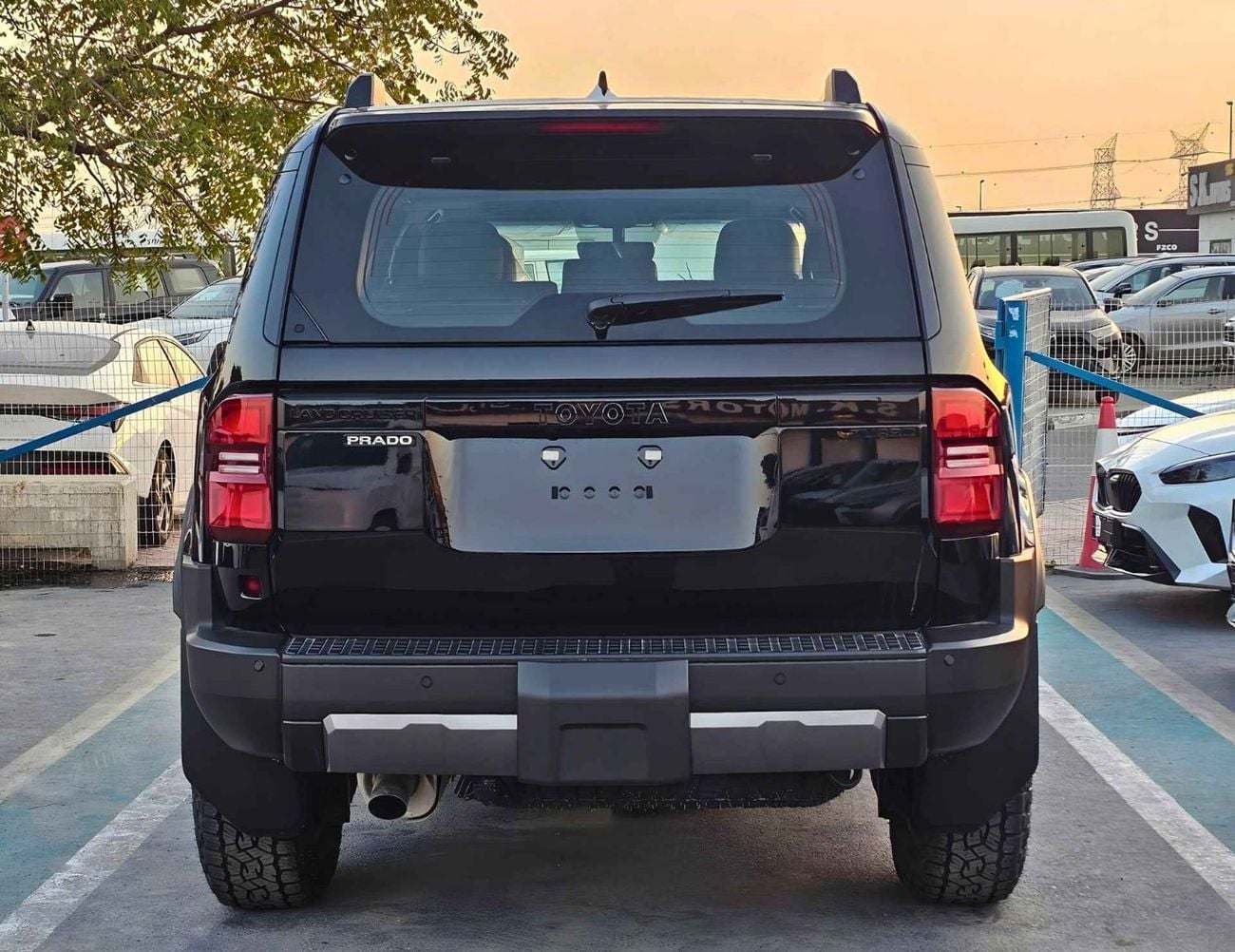 Toyota Prado ADVENTURE TURBO / 2.8L V4 DIESEL / REMOTE ENG START / DRIVER POWER SEAT WITH LEATHER /DVD+CAMERA / C