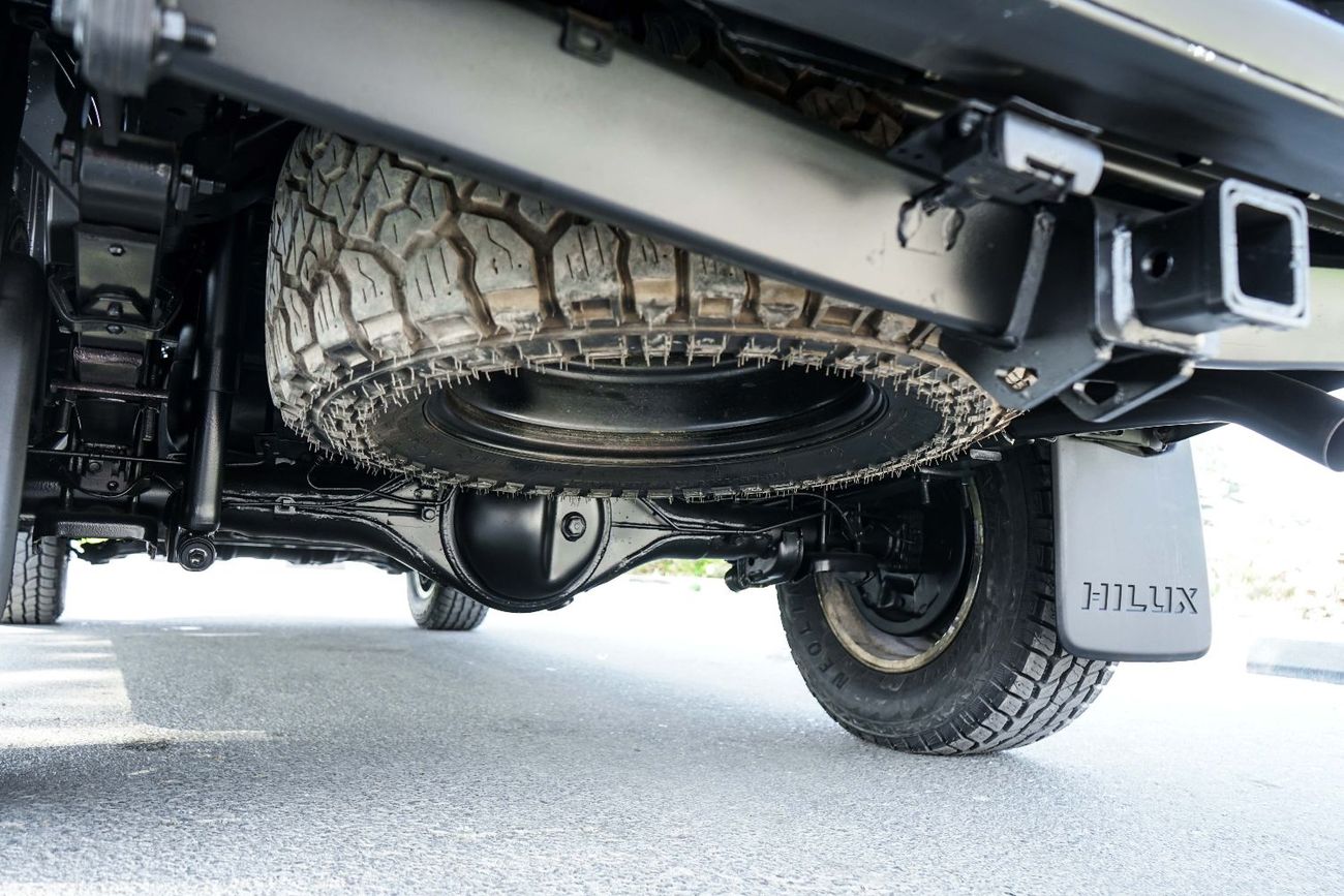 تويوتا هيلوكس The Toyota Hilux is a legendary, tough, and versatile pickup truck known for its reliability and off