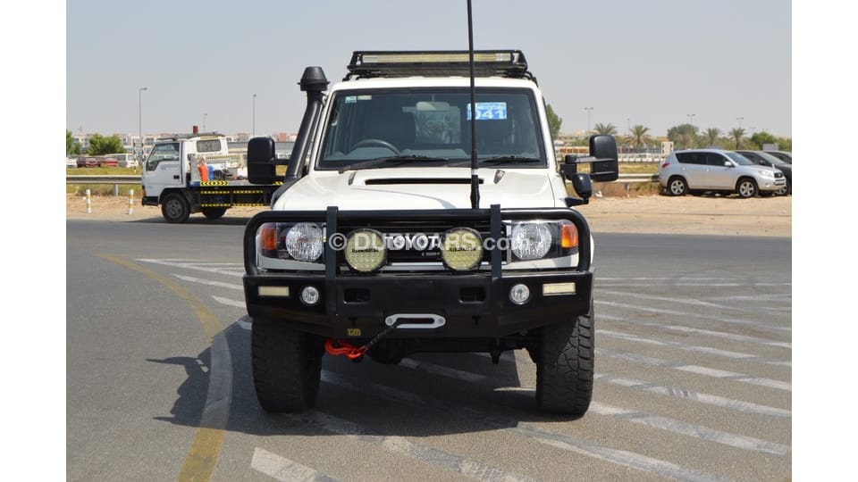 Used Toyota Land Cruiser Hard Top Full option clean car 2011 for sale in Dubai 658459