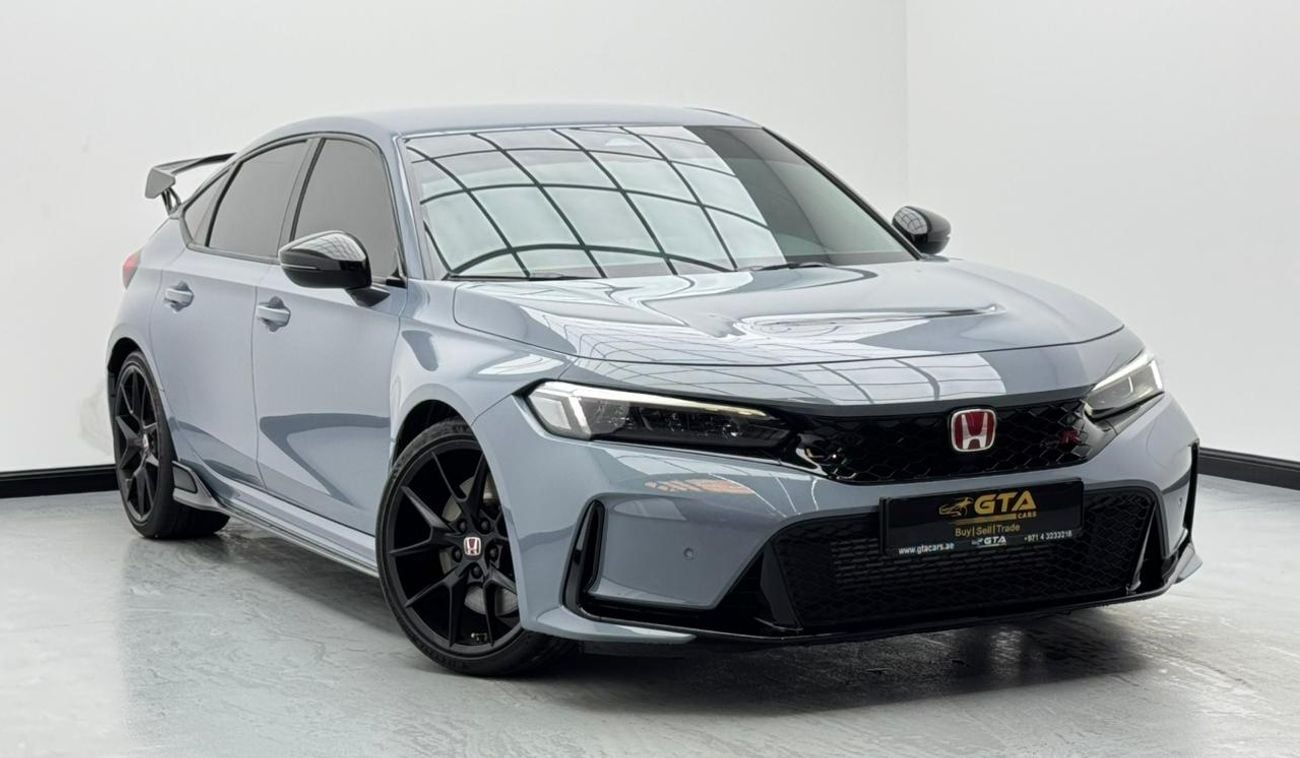 Honda Civic Type R 2.0L MT 2025 Honda Civic Type R, 2030 Honda Warranty and Service Pack, Excellent Condition, GCC