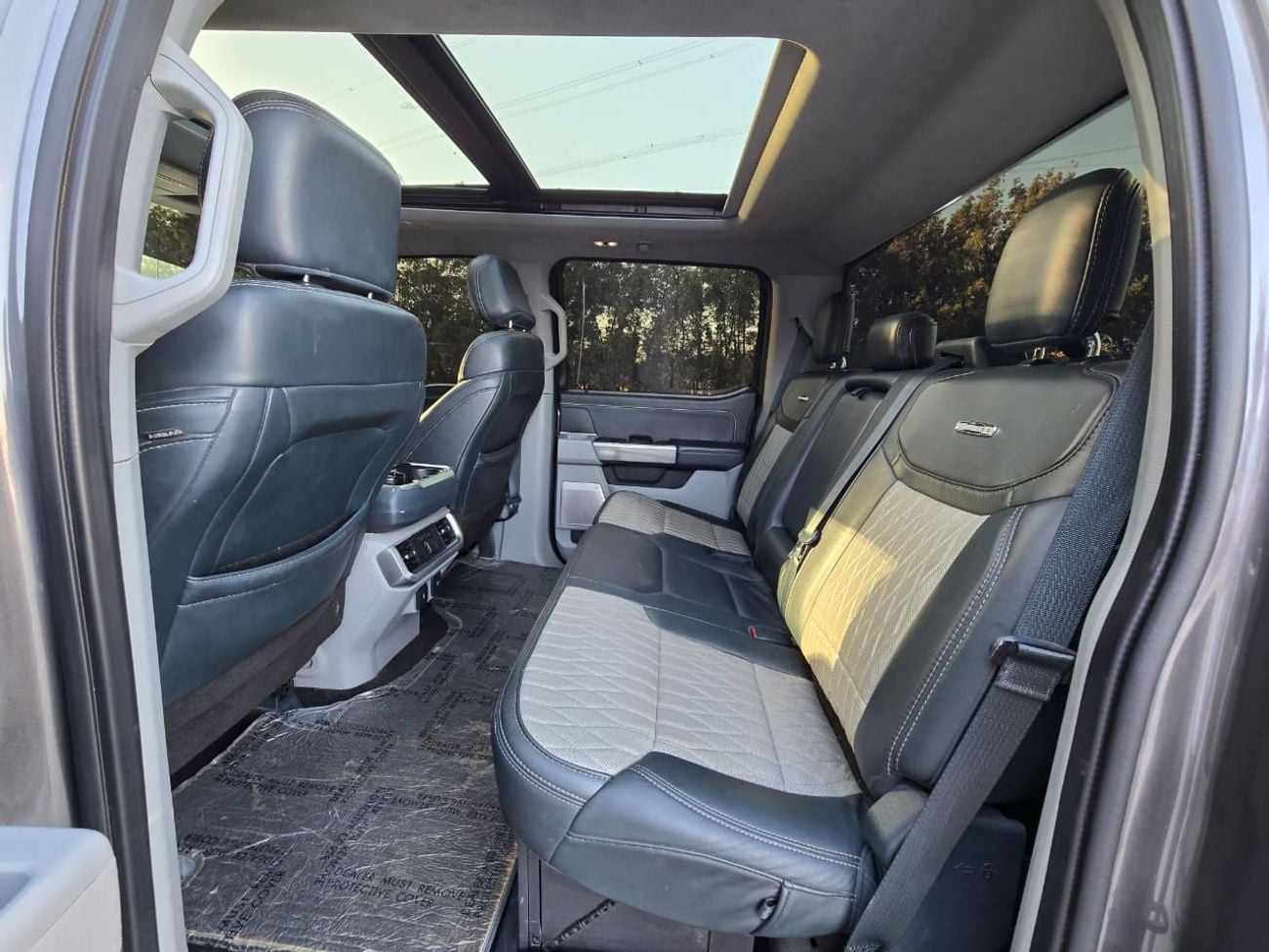 Ford F-150 PLATINUM FORD F-150 LIMITED 2021 GCC // HYPRID // FULL OPITION // PERFECT CONDITION