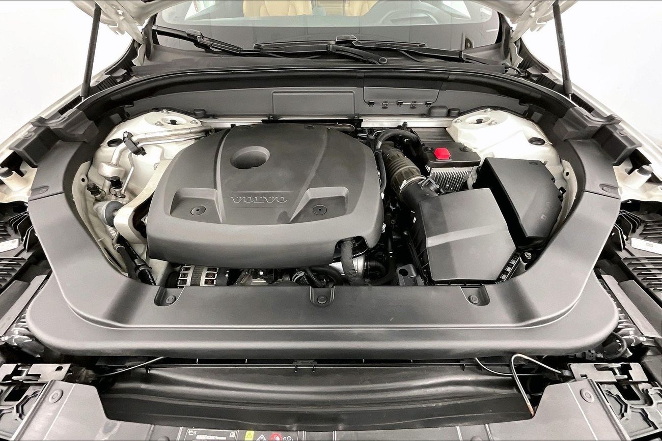 Volkswagen T ROC Trend | 1 year free warranty | 0 Down Payment