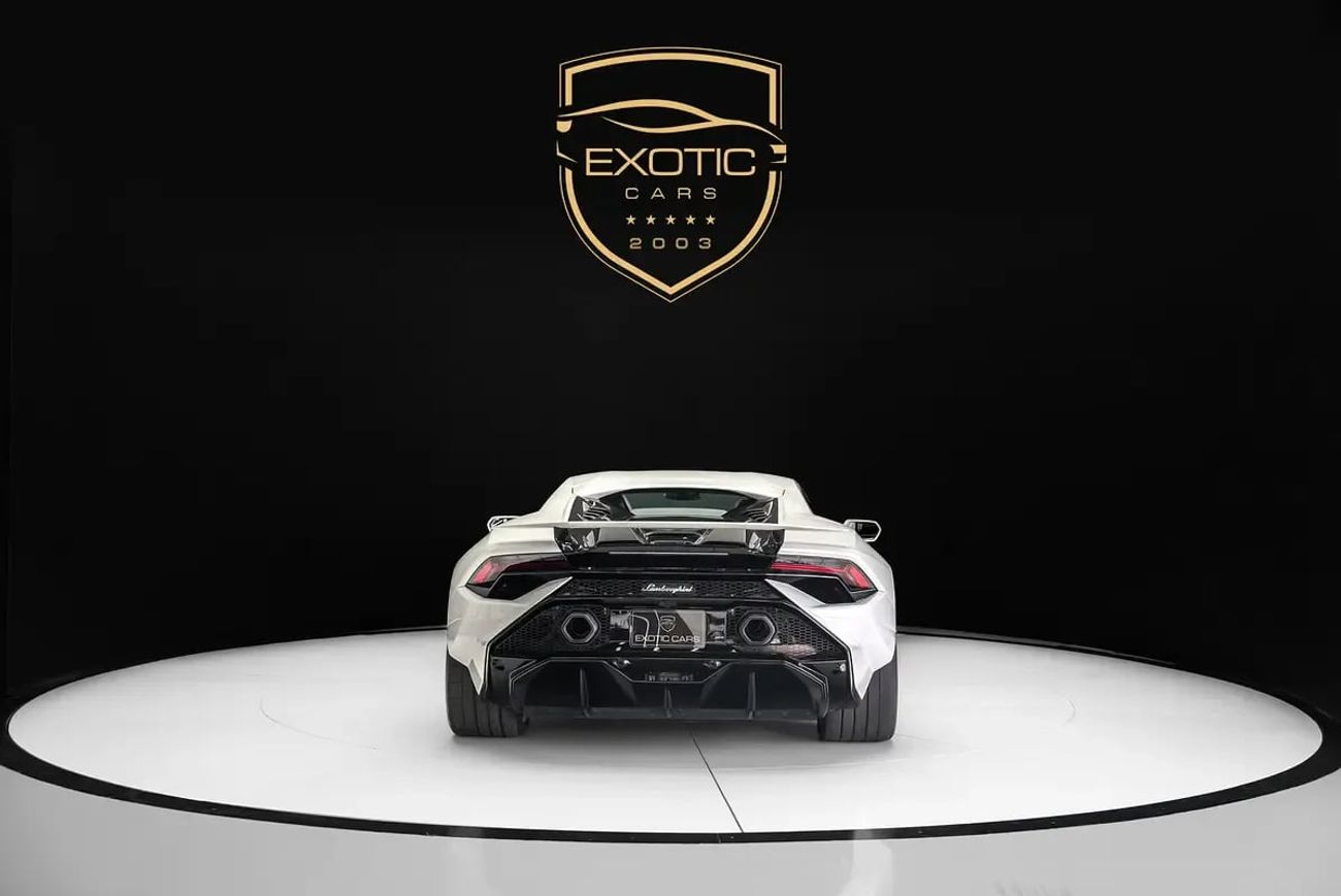 Lamborghini Huracan TECNICA