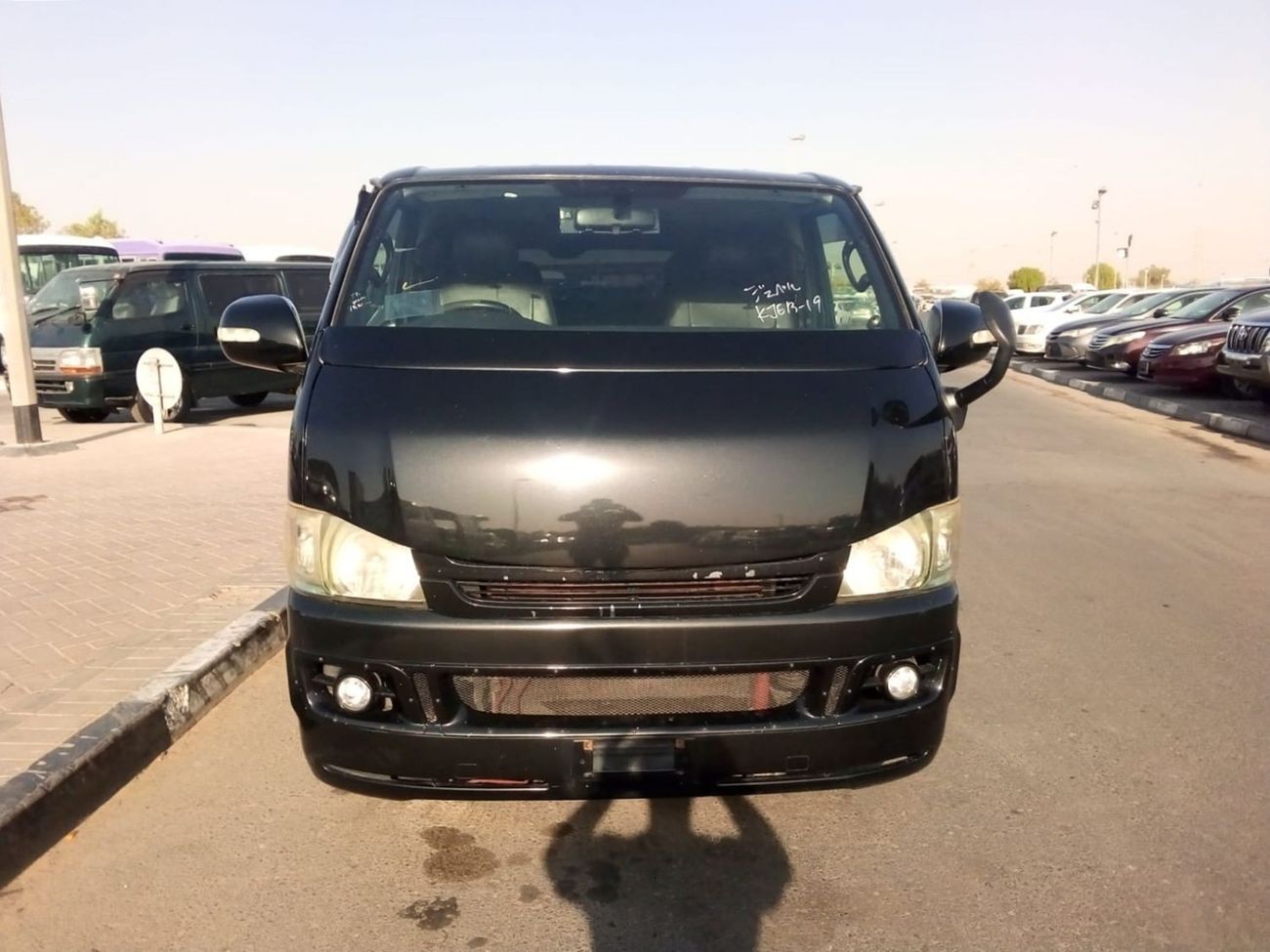 تويوتا هاياس TOYOTA HIACE VAN RIGHT HAND DRIVE (PM1648)