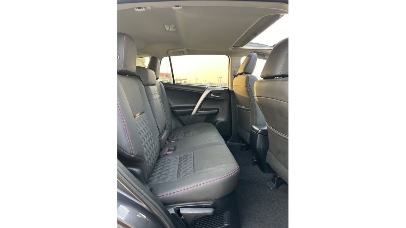 Toyota RAV4 Hybrid Toyota RAV4 2018 XLE