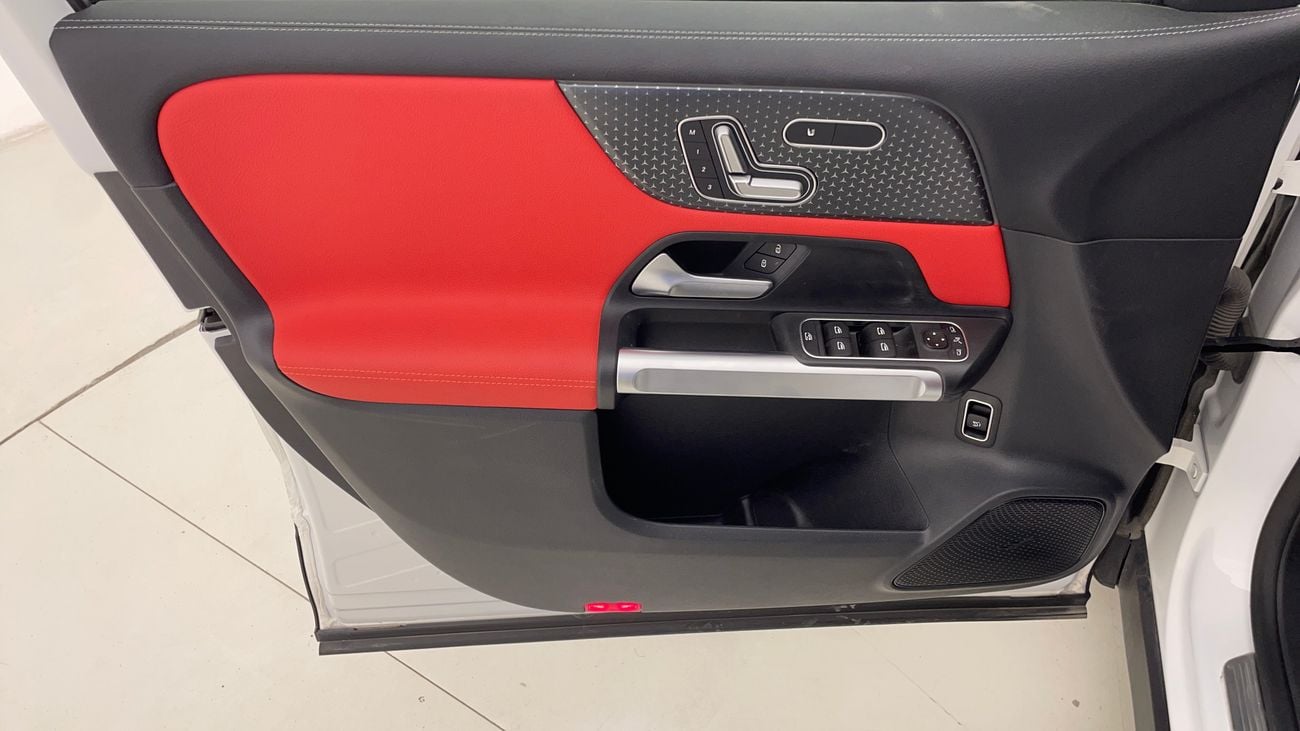 مرسيدس بنز GLB 250 PREMIUM PLUS AMG 2 | بدون دفعة مقدمة | اختبار القيادة في المنزل