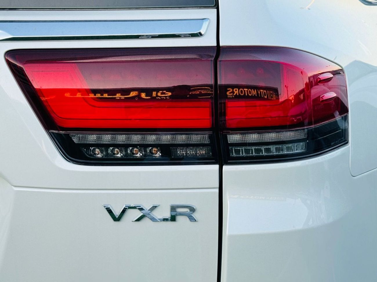 تويوتا لاند كروزر LC300 VXR 3.5L PTR 2026 FULL OPTION