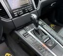 Porsche Macan S 3.0L (340 HP) 2015 Porsche Macan S, Full Porsche Service History, Fully Loaded, Excellent Conditio