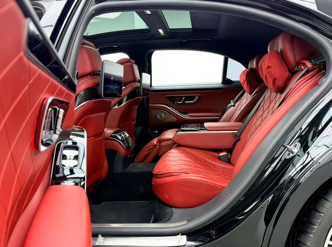 Mercedes Benz S500 S500 L 4MATIC, Warranty, Service History, Fully Loaded, Excellent Condition, GCC