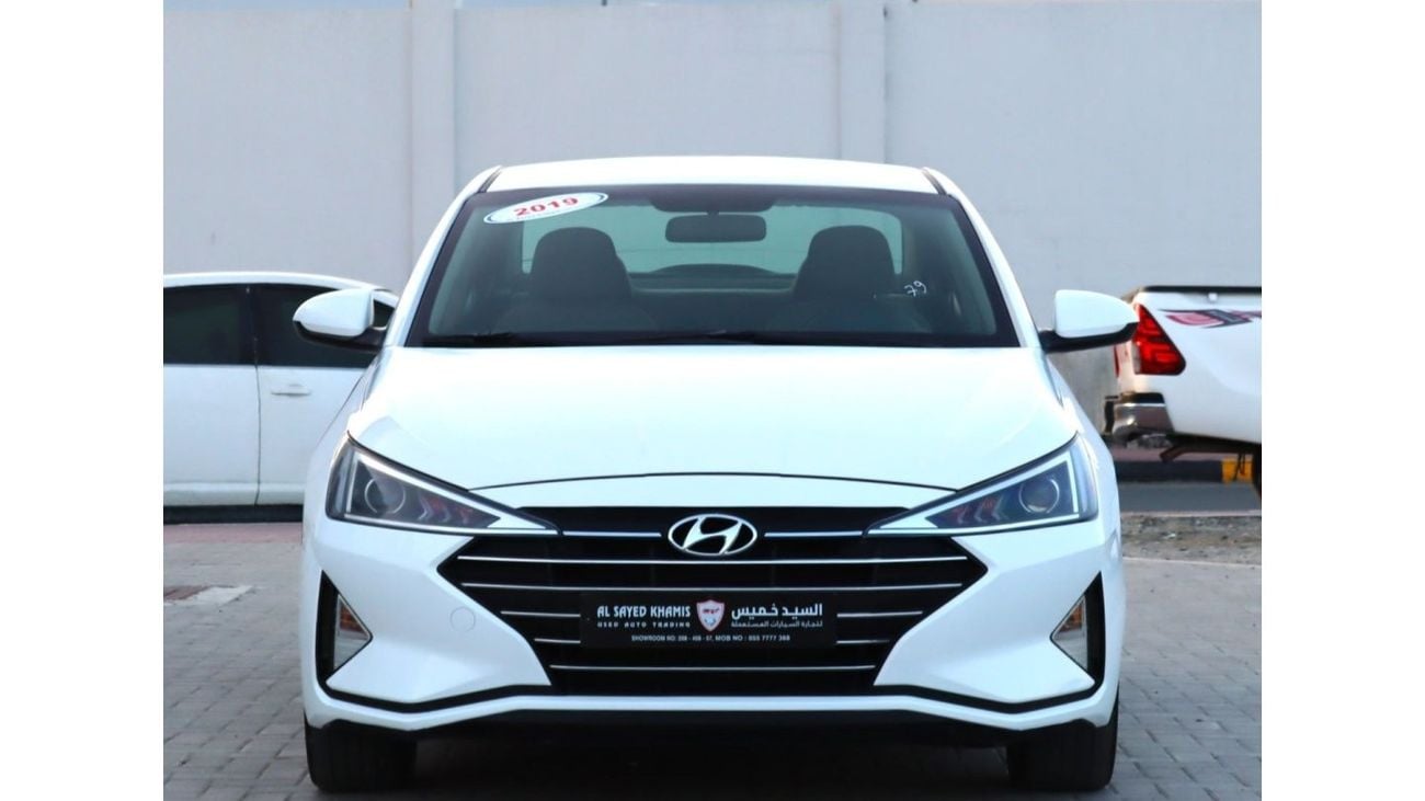 Hyundai Elantra GLS 2019 (GCC ) very good condition without accident
