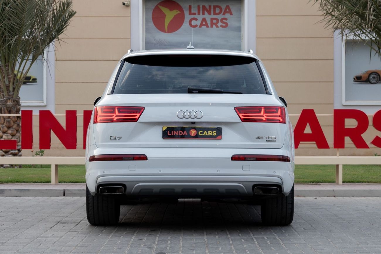 أودي Q7 45 TFSI quattro