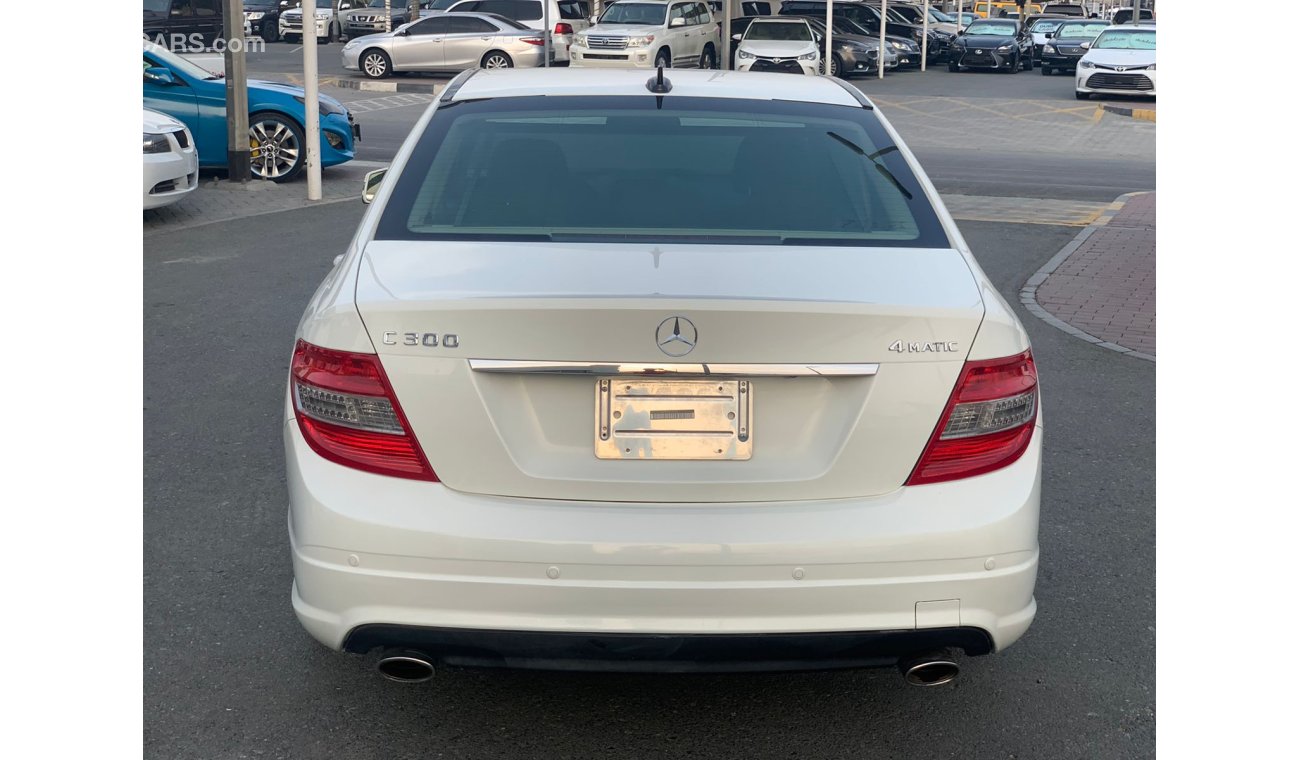 مرسيدس بنز C 300 Mercedes C300_2010_Excellend_Condihin