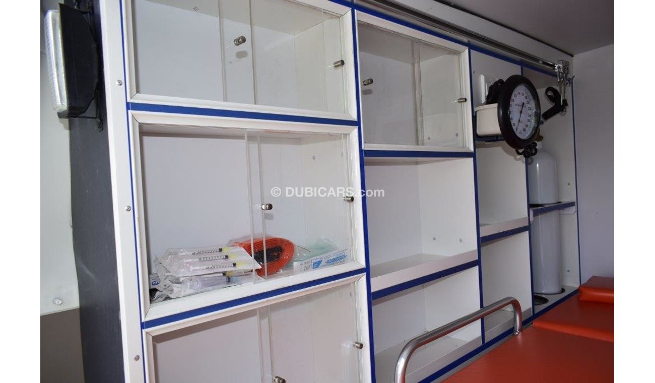 Toyota Land Cruiser 2017  MODEL NEW  LC 78 4.5L DIESEL AMBULANCE WAGON