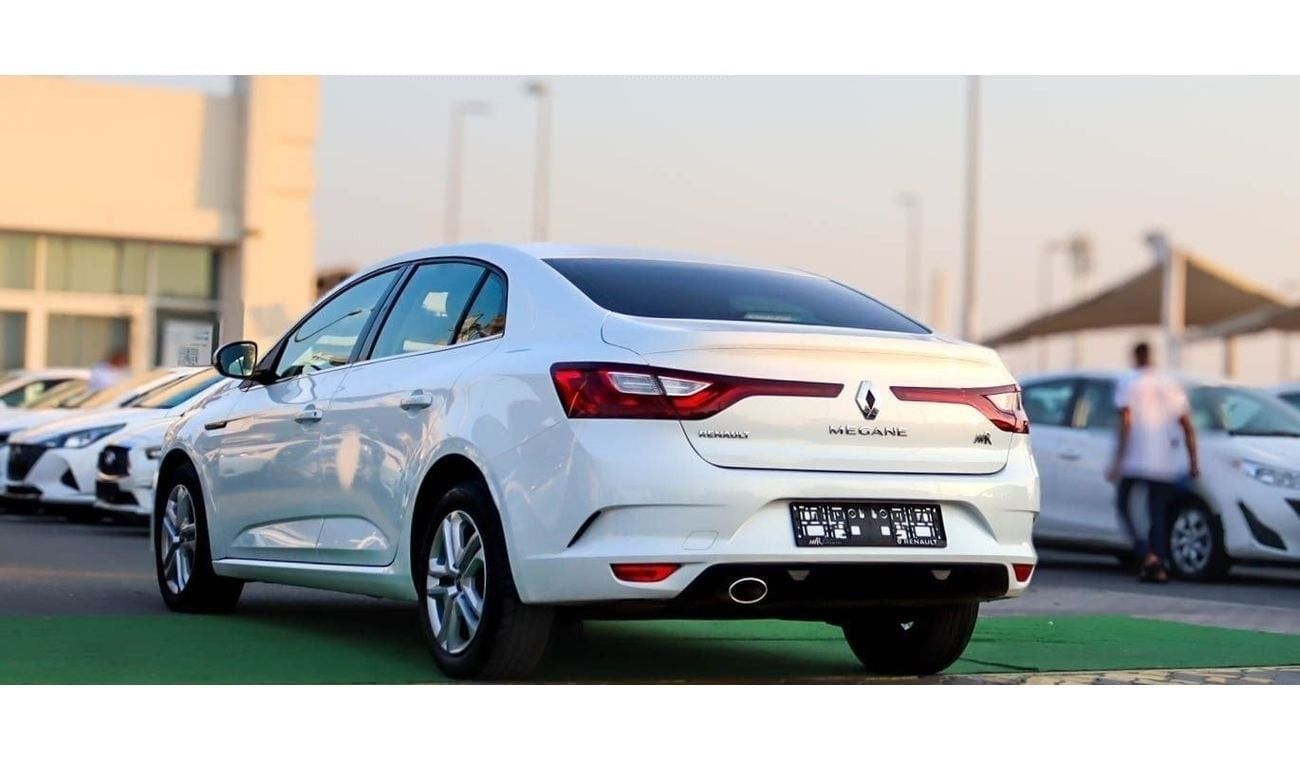 Renault Megane SE 1.6L Renault Megane 2021 GCC accident free in excellent condition 555 P.M