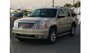 GMC Yukon GMC YOUKAN DENALI 2012 Gcc Specefecation Very Clean Inside And Out Side Without Accedent No Paint Fu