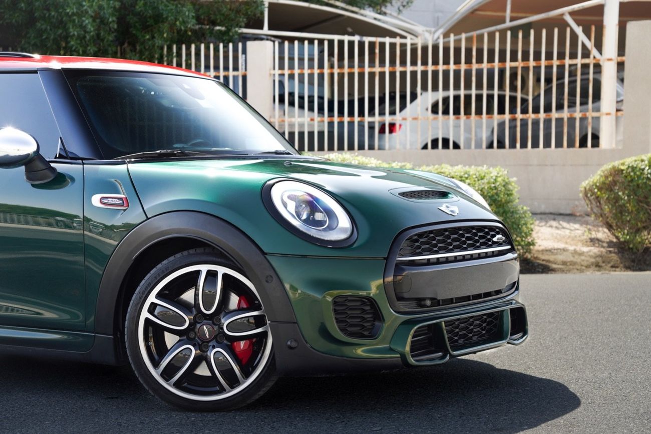 Mini Cooper John Cooper Works 2.0L (231 HP)