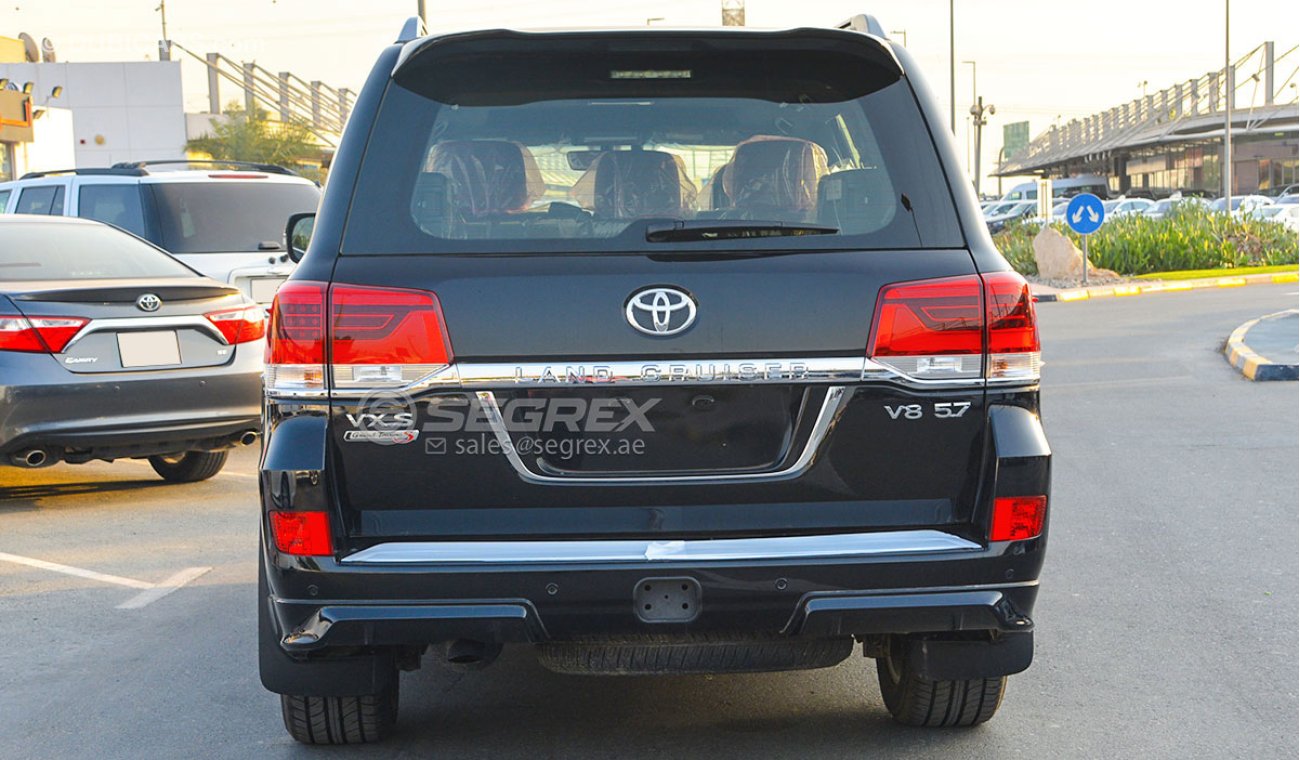 Toyota Land Cruiser VXS 5.7 GRAND TOURING SPORT AVAILABLE 2020 & 2019 MODELS