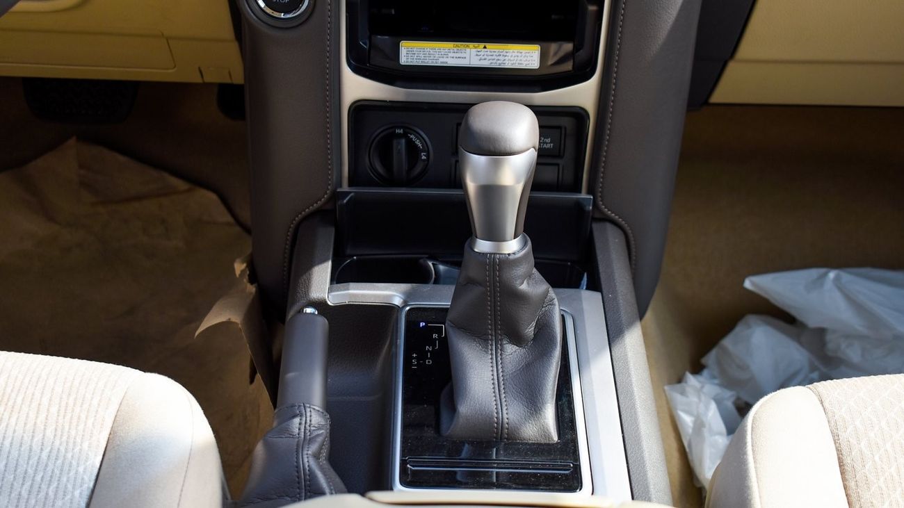 Toyota Prado 4.0L 2023 VX1  With Sunroof Price For Export